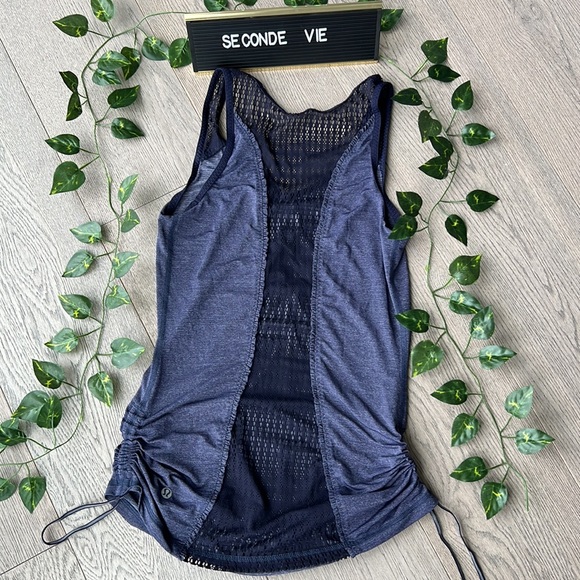 Lululemon navy sleeveless tank - Picture 5 of 5